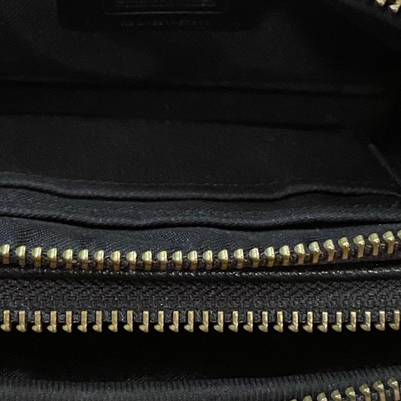 Coach CROSSBODY CLUTCH IN GRAIN LEATHER WITH SOUVENIR EMBROIDERY - Picture 11 of 12